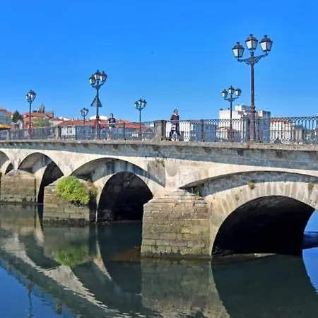 Maravilloso Y Acogedor Atico En Casco Historico Pontevedra Exterior photo